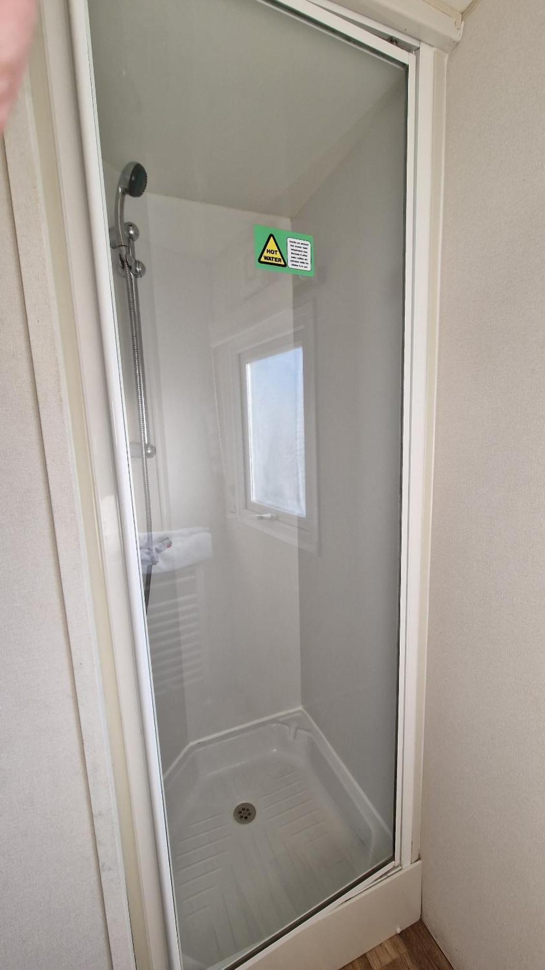 Sea Haven - 4 Bedroom Static Near The Beach 딤처치 외부 사진
