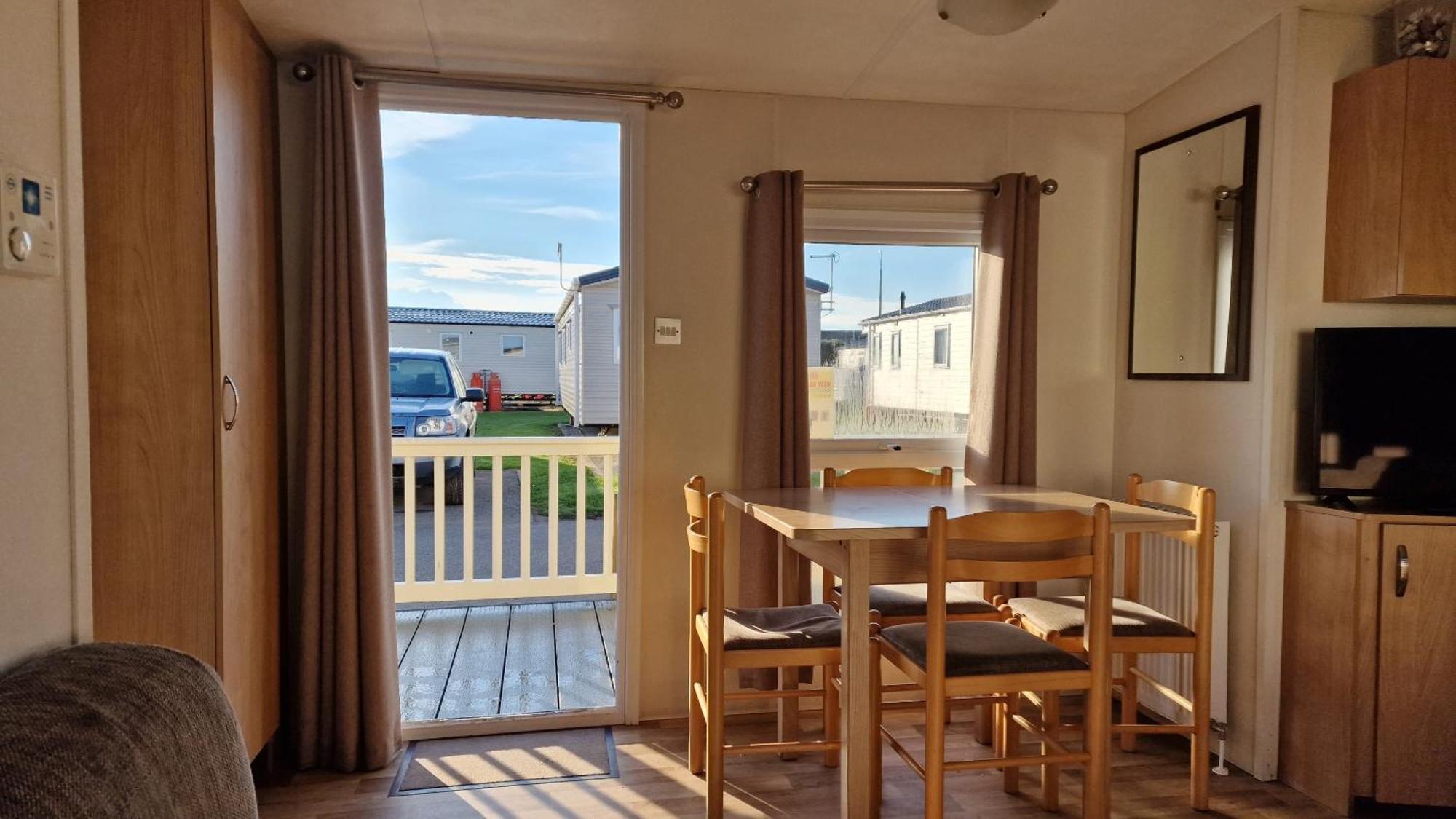 Sea Haven - 4 Bedroom Static Near The Beach 딤처치 외부 사진